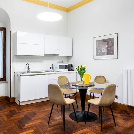 Deza Casa Vacanze Nazionale Joy Рим Екстер'єр фото