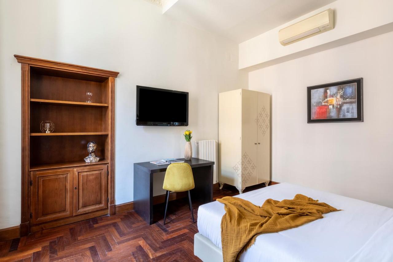 Deza Casa Vacanze Nazionale Joy Рим Екстер'єр фото