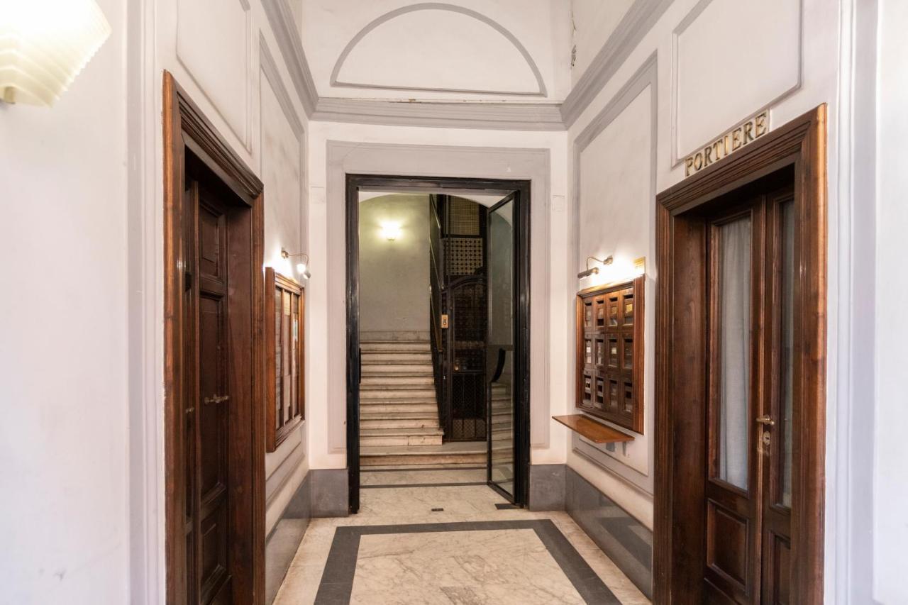 Deza Casa Vacanze Nazionale Joy Рим Екстер'єр фото